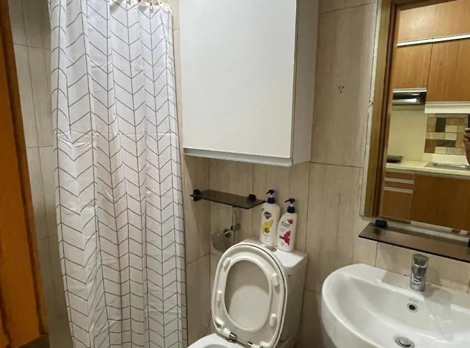 Modern And Cozy In 8adriatico Near Pgh, Slmec And Us Embassy